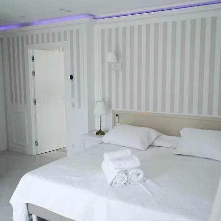 Frgk Luxury Azura With Beachfront Pool For 10 People Marechal Juin Cannes