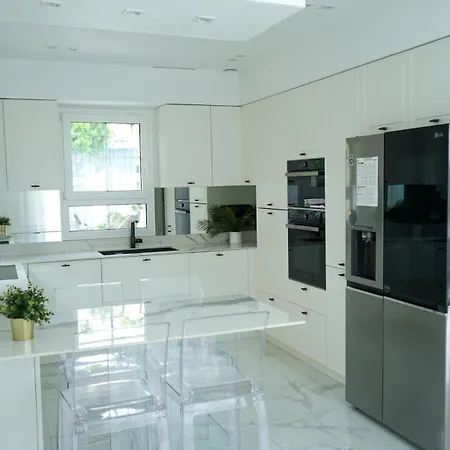 Villa Frgk Luxury Azura With Beachfront Pool For 10 People Marechal Juin Cannes